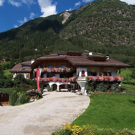 Hotel Haus Tirol Mühlen in Taufers Exterior foto